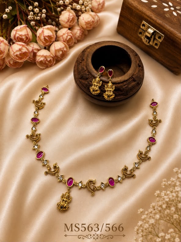 Pink Antique Floral Necklace Set