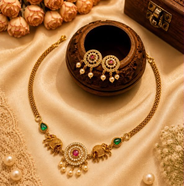 Antique Floral Necklace Set
